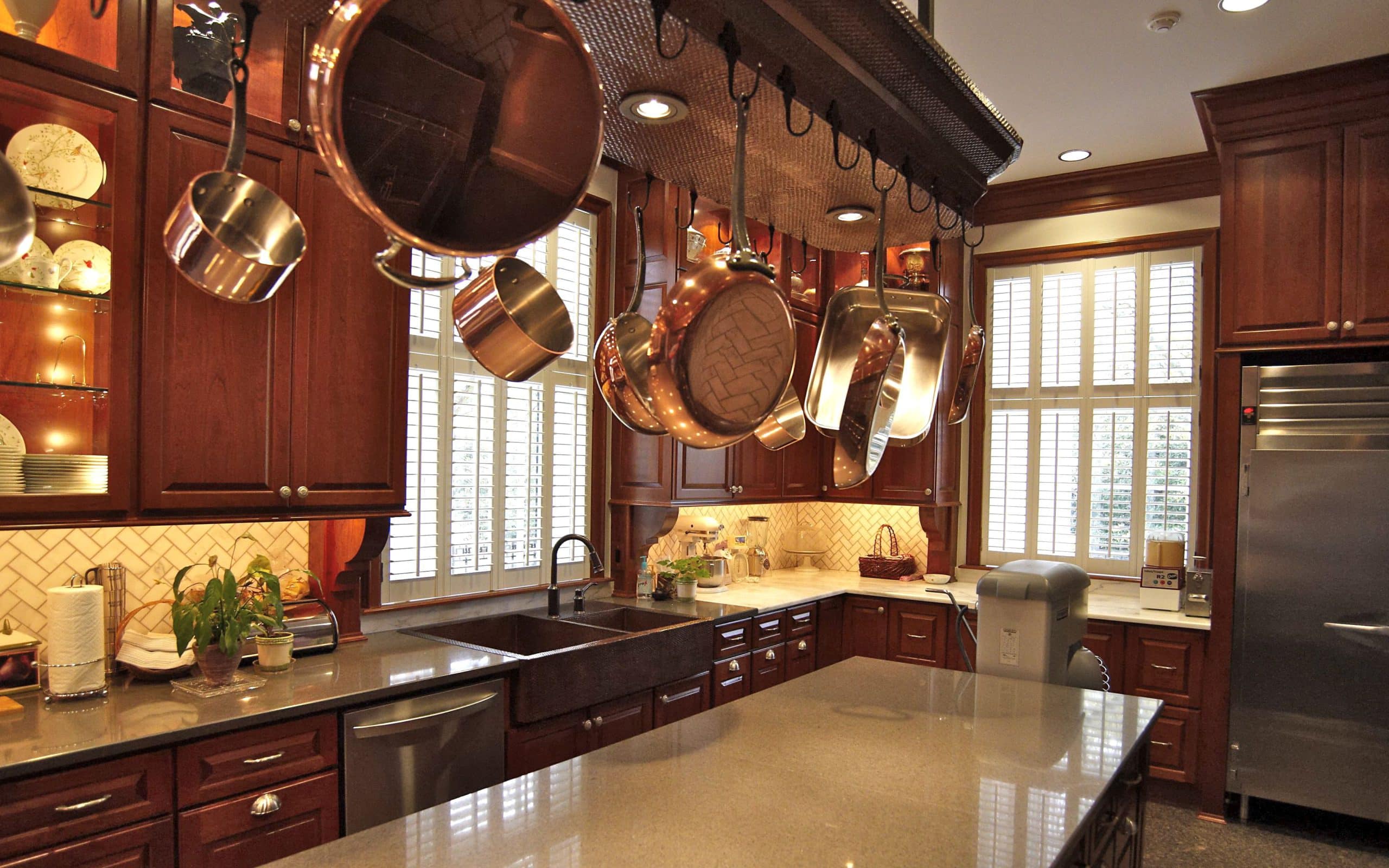 Hardwood Plantation Shutters featuring 3.5 inch louvers and split tilt rods in Georgia's Governor's Mansion in Buckhead, GA